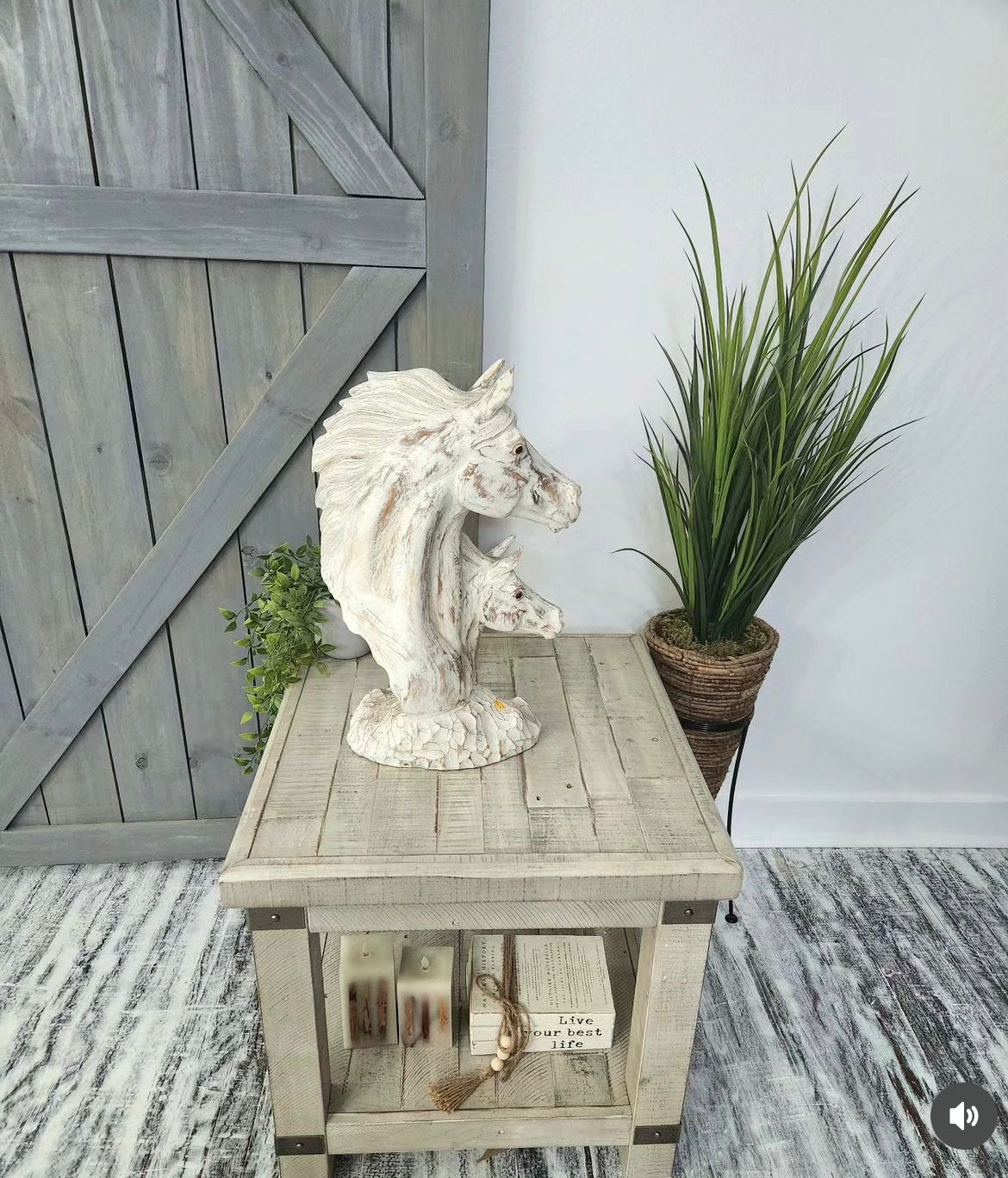 Rustic Elegance: Handcrafted Wooden Horse